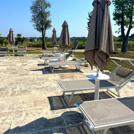 Casina Fontana Bed and Breakfast 4*