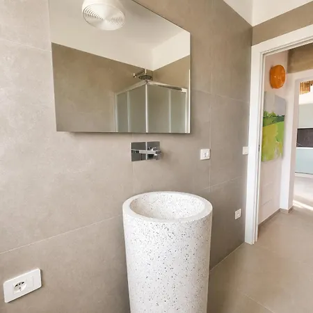 Casina Fontana Oda ve Kahvaltı 4*